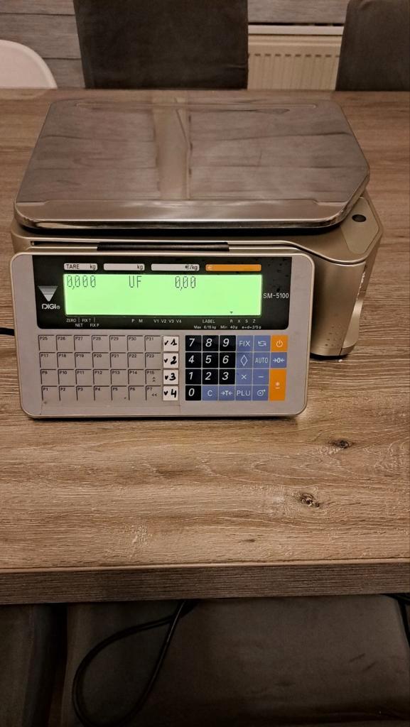Te koop weegschaal Digi SM- 5100B in zeer goede staat!, Elektronische apparatuur, Weegschalen, Zo goed als nieuw, Ophalen