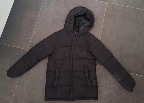 Tussenseizoen jas zwart jack & Jones maat 140, Kinderen en Baby's, Kinderkleding | Maat 140, Zo goed als nieuw, Jas, Ophalen of Verzenden