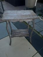 Mooi houten siertafeltje voor decoratie of opmaak, Enlèvement
