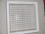 Wit ventilatierooster met dubbele deflectie 33x33cm, Ophalen of Verzenden, Zo goed als nieuw