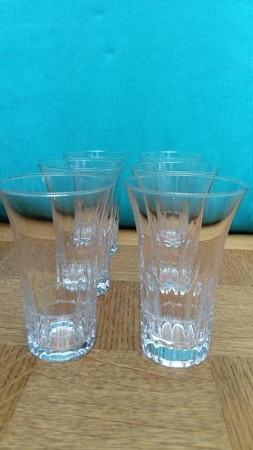 Set van 6 likeurglaasjes beschikbaar voor biedingen