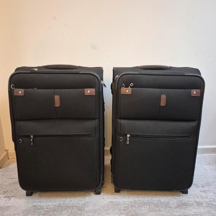 2 valiezen - koffers - trolley, Bijoux, Sacs & Beauté, Valises, Neuf, Roulettes, Enlèvement