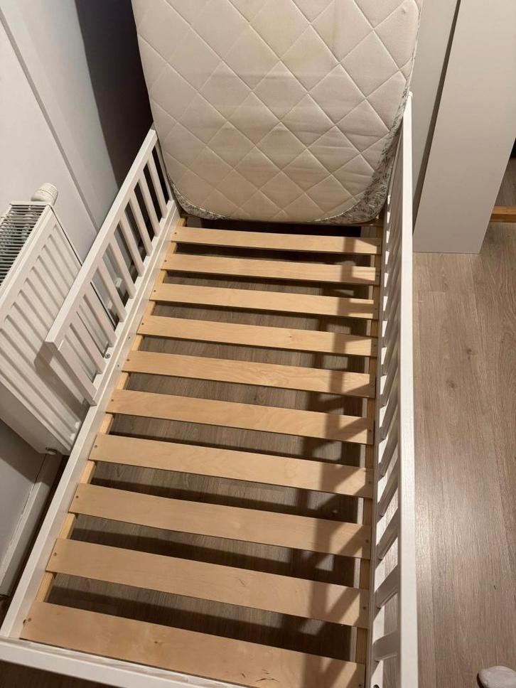 Kinderbed "Petite Amélie” (140x70) - wit - goede staat, Kinderen en Baby's, Kinderkamer | Bedden, Zo goed als nieuw, 140 tot 160 cm