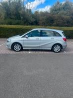 Mercedes B200, 1,6 Benzine Automaat 93000 km, Auto's, Automaat, Leder, Particulier, Zilver of Grijs