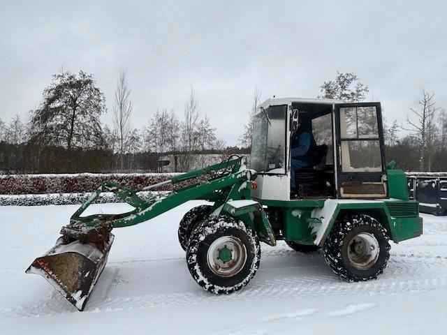 WIELLADER INCLUSIEF BAK EN PALLETVORKEN, Zakelijke goederen, Machines en Bouw | Kranen en Graafmachines, Wiellader of Shovel, Ophalen