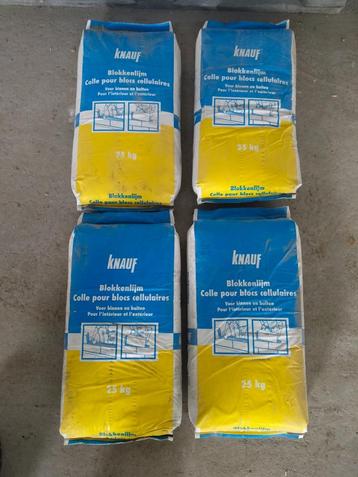 Lot de 4 sacs de colle pour bloc cellulaire Knauf - 4x 25kg disponible aux enchères