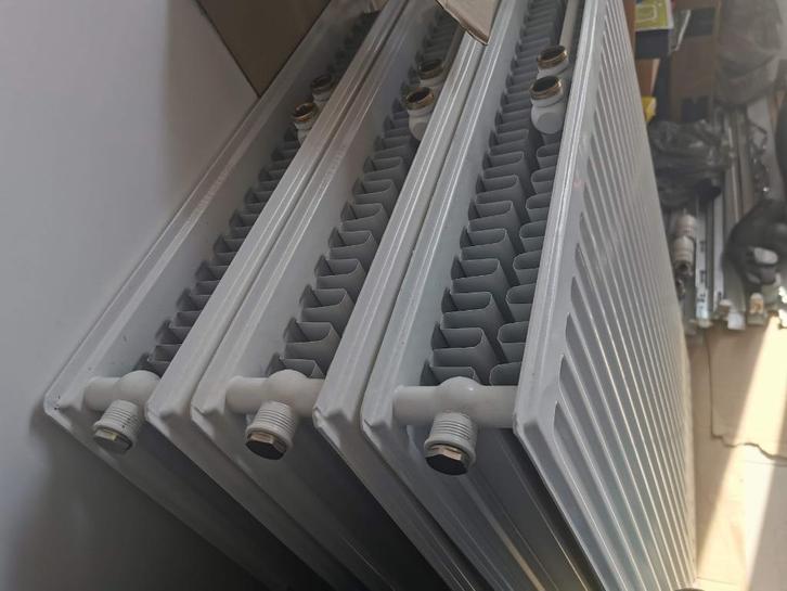 Drie Superia Central Type 22 paneelradiatoren 73x90cm, Doe-het-zelf en Bouw, Verwarming en Radiatoren, Zo goed als nieuw, Radiator