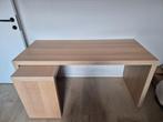 MALM Bureau met uittrekbaar blad 151x65 cm, Ophalen, Met wielen, Gebruikt, Bureau