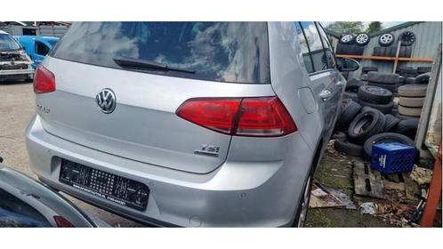 Feu arrière droit d'un Volkswagen Golf, Autos : Pièces & Accessoires, Éclairage, Volkswagen, Utilisé, 3 mois de garantie