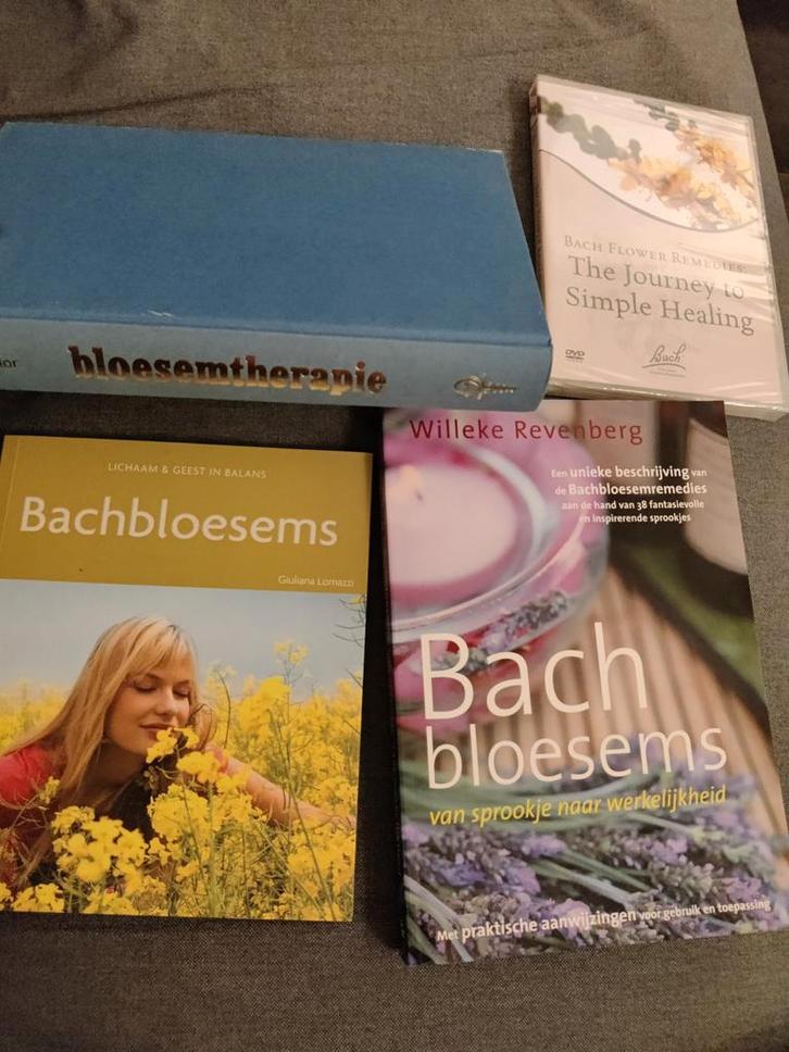 Boeken Bachbloesems en dvd, Boeken, Gezondheid, Dieet en Voeding, Ophalen of Verzenden
