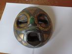 traditioneel Afrikaans masker (hout, versierd met kralen), Antiek en Kunst, Ophalen
