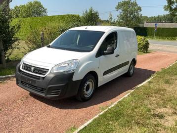 Véhicule utilitaire Peugeot Partner 2017, Autos, Achat, Euro 6, Entreprise, Occasion