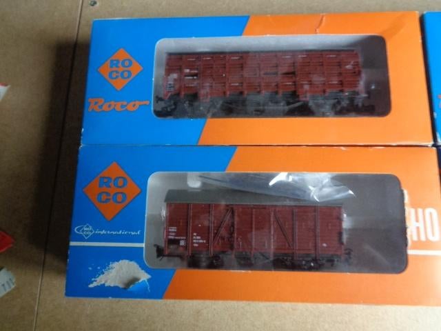 Wagons 5 marchandises Roco  pour 40 E, Hobby & Loisirs créatifs, Trains miniatures | HO, Comme neuf, Wagon, Roco, Analogique, Enlèvement ou Envoi
