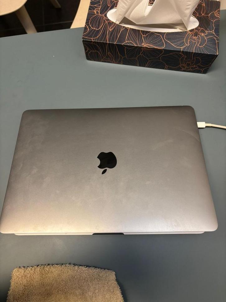 macbook pro 13-inch met touch bar, Computers en Software, Apple Macbooks, Zo goed als nieuw, MacBook Pro, 13 inch, 3 tot 4 Ghz