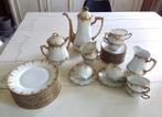 Limoges VIGNAUD A GOLSE 37-delig dessertkoffieservies, Antiek en Kunst, Antiek | Servies compleet, Ophalen of Verzenden
