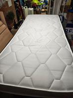 Matras 1 persoonsbed, Ophalen, Zo goed als nieuw, Matras