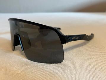 Oakley sutro lite beschikbaar voor biedingen