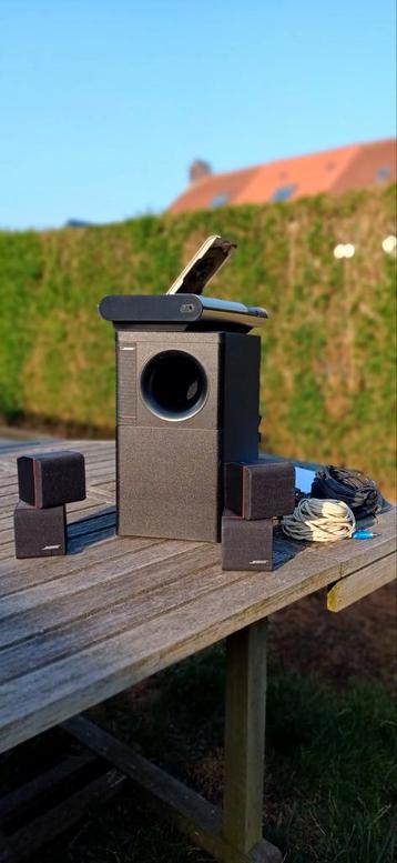 BOSE ACCOUSTIMAS SOUND SYSTEM beschikbaar voor biedingen