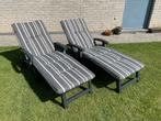 2x ligbedden kunststof donkergrijs incl kussens, Jardin & Terrasse, Chaises longues, Enlèvement, Comme neuf, Synthétique, Réglable