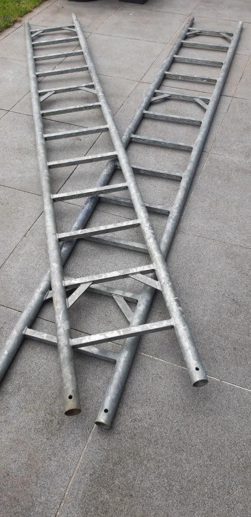 Stelling/steiger ladder, Doe-het-zelf en Bouw, Ladders en Trappen, Gebruikt, Ladder, 2 tot 4 meter, Ophalen