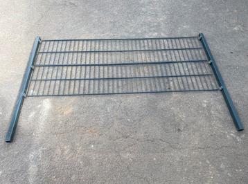 16 meter hekwerk – perfect voor tuin of dierenren beschikbaar voor biedingen