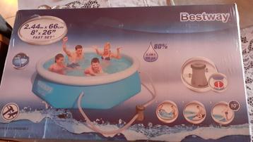 Piscine   Bestway   , 2m44  et  filtre , Neuve tjrs emballée disponible aux enchères