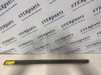 Sierstrip van een Mercedes B-Klasse, Ophalen of Verzenden, 3 maanden garantie, Gebruikt, Mercedes-Benz