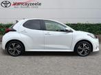 Toyota Yaris Iconic+Hi-techpack+cam+nav+sen, Auto's, Automaat, USB, 116 pk, Overige brandstoffen