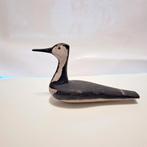 Leurre ancien en forme de bécasseau sculpté et peint, Envoi