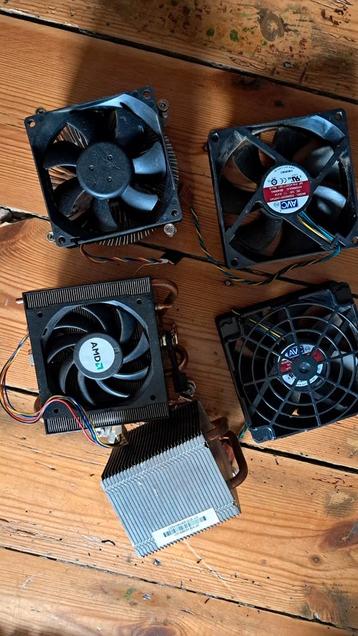 Verschillende onderdelen PC beschikbaar voor biedingen