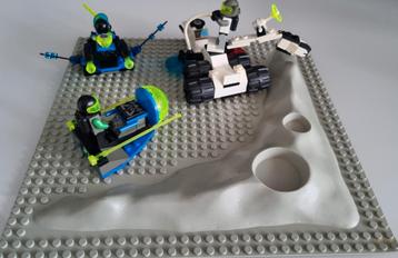 Lego SPACE 3 sets + ruimteplaat beschikbaar voor biedingen