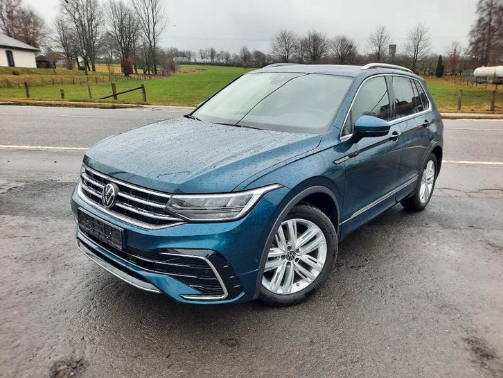VW Tiguan R-line full option TVA, Autos, Volkswagen, Entreprise, Achat, Tiguan, ABS, Caméra de recul, Phares directionnels, Régulateur de distance
