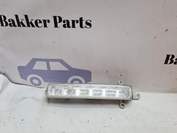 Dagrijverlichting rechts van een Peugeot 308 beschikbaar voor biedingen