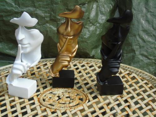 statue en polyrésine patinée blanc ( le silence ) , nouveau, Maison & Meubles, Accessoires pour la Maison | Autre, Neuf, Enlèvement ou Envoi