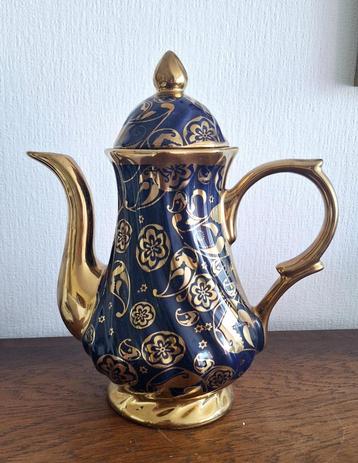 Vintage  blauwe kobalt  koffie/theepot met goud afgewerkt  beschikbaar voor biedingen