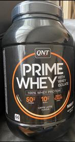 QNT Prime Whey protéine (2 kg) caffe latte - scellé, Sports & Fitness, Poudre ou Boisson, Enlèvement ou Envoi, Neuf