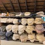 PEAU DE MOUTON MAINTENANT 2 PIÈCES 30 EURO, Enlèvement ou Envoi, Maison et Meubles