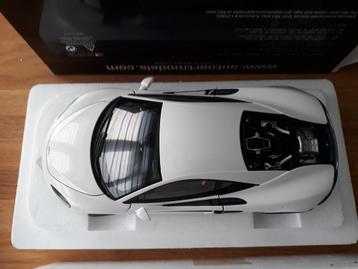 Autoart 76041 1/18 Mclaren 570S wit   beschikbaar voor biedingen