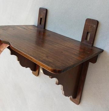 Wandplank beschikbaar voor biedingen