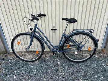 Damesfiets van Decathlon Btwin Elops 120 beschikbaar voor biedingen
