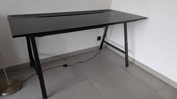 Gamingdesk IKEA Utespelare, zo goed als nieuw beschikbaar voor biedingen