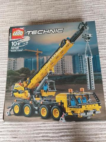 Lego technic mobiele kraan, 42108. +10 jaar.  beschikbaar voor biedingen