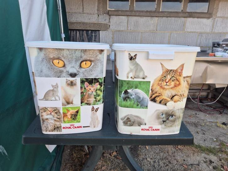 2 bakken met handvaten, Dieren en Toebehoren, Dierenvoeding, Ophalen of Verzenden