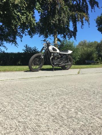 Yamaha XS650 Scrambler/Café Racer  disponible aux enchères