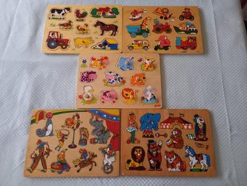 Houten puzzels/vormen beschikbaar voor biedingen