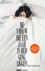 De vrouw die een jaar in bed ging liggen / Sue Townsend, Boeken, Ophalen of Verzenden, Zo goed als nieuw