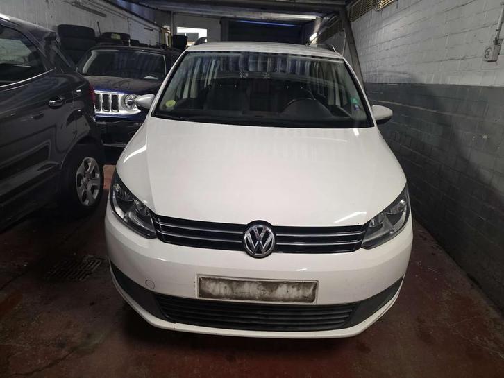 Volkswagen Touran 1.6 TDI DPF 7pls gps, Autos, Volkswagen, Entreprise, Achat, Touran, ABS, Phares directionnels, Airbags, Air conditionné
