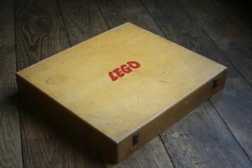 Houten opbergbak lego jaren 60/70 (VOL) beschikbaar voor biedingen