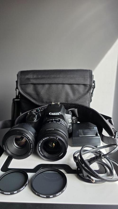 Canon EOS 250d - Complete kit, Audio, Tv en Foto, Fotocamera's Digitaal, Zo goed als nieuw, Canon, Ophalen