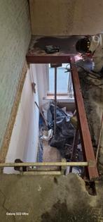 Trapgat maken. 0466445657